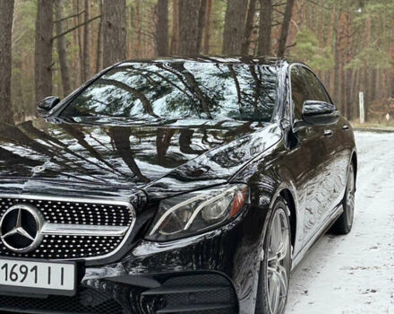 Черный Мерседес Е-Класс, объемом двигателя 1.99 л и пробегом 111 тыс. км за 28800 $, фото 6 на Automoto.ua