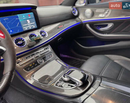 Чорний Мерседес Е-Клас, об'ємом двигуна 3 л та пробігом 139 тис. км за 41000 $, фото 16 на Automoto.ua