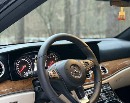 Черный Мерседес Е-Класс, объемом двигателя 1.99 л и пробегом 111 тыс. км за 28800 $, фото 15 на Automoto.ua