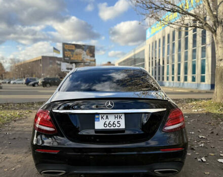 Чорний Мерседес Е-Клас, об'ємом двигуна 3 л та пробігом 154 тис. км за 40500 $, фото 3 на Automoto.ua