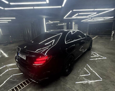 Чорний Мерседес Е-Клас, об'ємом двигуна 1.95 л та пробігом 80 тис. км за 28000 $, фото 9 на Automoto.ua