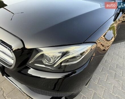 Черный Мерседес Е-Класс, объемом двигателя 2 л и пробегом 113 тыс. км за 33500 $, фото 21 на Automoto.ua