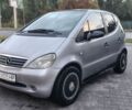 Черный Мерседес Е-Класс, объемом двигателя 2 л и пробегом 116 тыс. км за 31997 $, фото 1 на Automoto.ua