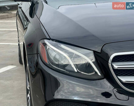 Черный Мерседес Е-Класс, объемом двигателя 2 л и пробегом 87 тыс. км за 32000 $, фото 10 на Automoto.ua