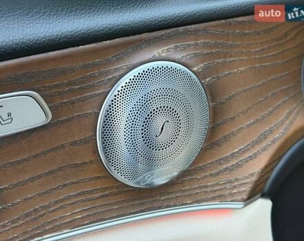 Чорний Мерседес Е-Клас, об'ємом двигуна 3 л та пробігом 152 тис. км за 38000 $, фото 43 на Automoto.ua