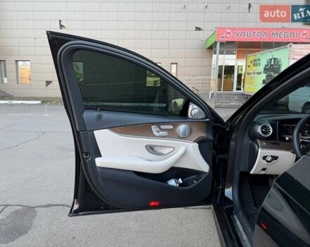 Чорний Мерседес Е-Клас, об'ємом двигуна 3 л та пробігом 152 тис. км за 38000 $, фото 41 на Automoto.ua