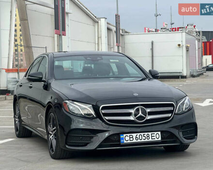 Черный Мерседес Е-Класс, объемом двигателя 2 л и пробегом 87 тыс. км за 32000 $, фото 6 на Automoto.ua