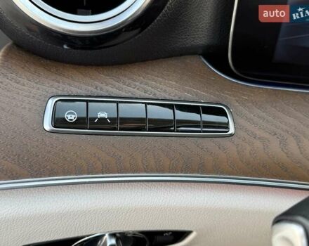 Черный Мерседес Е-Класс, объемом двигателя 2 л и пробегом 113 тыс. км за 33500 $, фото 50 на Automoto.ua
