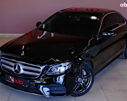 Чорний Мерседес Е-Клас, об'ємом двигуна 3 л та пробігом 123 тис. км за 37900 $, фото 1 на Automoto.ua