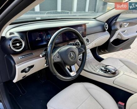 Черный Мерседес Е-Класс, объемом двигателя 2 л и пробегом 113 тыс. км за 33500 $, фото 52 на Automoto.ua