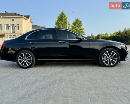 Черный Мерседес Е-Класс, объемом двигателя 2 л и пробегом 113 тыс. км за 33500 $, фото 15 на Automoto.ua