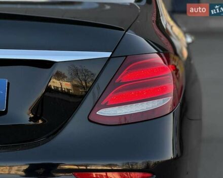 Чорний Мерседес Е-Клас, об'ємом двигуна 3 л та пробігом 152 тис. км за 38000 $, фото 28 на Automoto.ua