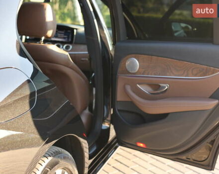 Чорний Мерседес Е-Клас, об'ємом двигуна 2.99 л та пробігом 68 тис. км за 44900 $, фото 20 на Automoto.ua