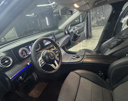 Чорний Мерседес Е-Клас, об'ємом двигуна 1.95 л та пробігом 80 тис. км за 28000 $, фото 53 на Automoto.ua