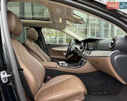 Чорний Мерседес Е-Клас, об'ємом двигуна 1.6 л та пробігом 106 тис. км за 35000 $, фото 21 на Automoto.ua