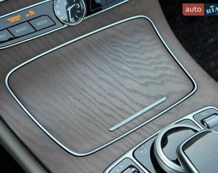 Чорний Мерседес Е-Клас, об'ємом двигуна 3 л та пробігом 152 тис. км за 38000 $, фото 75 на Automoto.ua