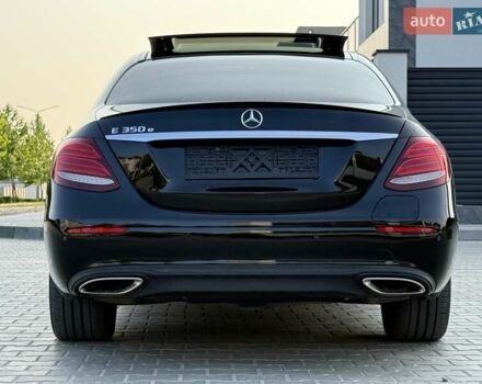 Черный Мерседес Е-Класс, объемом двигателя 2 л и пробегом 113 тыс. км за 33500 $, фото 16 на Automoto.ua