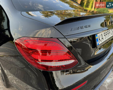 Черный Мерседес Е-Класс, объемом двигателя 3 л и пробегом 30 тыс. км за 55000 $, фото 19 на Automoto.ua