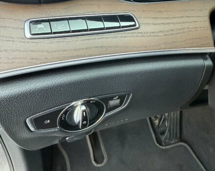 Черный Мерседес Е-Класс, объемом двигателя 2 л и пробегом 145 тыс. км за 28500 $, фото 12 на Automoto.ua