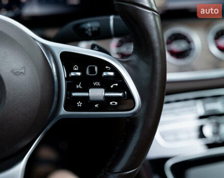 Черный Мерседес Е-Класс, объемом двигателя 1.95 л и пробегом 225 тыс. км за 35500 $, фото 51 на Automoto.ua