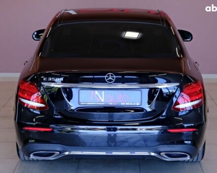 Чорний Мерседес Е-Клас, об'ємом двигуна 3 л та пробігом 123 тис. км за 37900 $, фото 5 на Automoto.ua