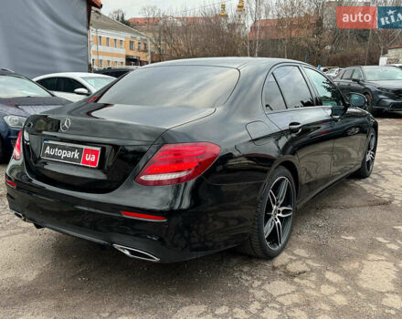 Чорний Мерседес Е-Клас, об'ємом двигуна 2 л та пробігом 230 тис. км за 35640 $, фото 7 на Automoto.ua
