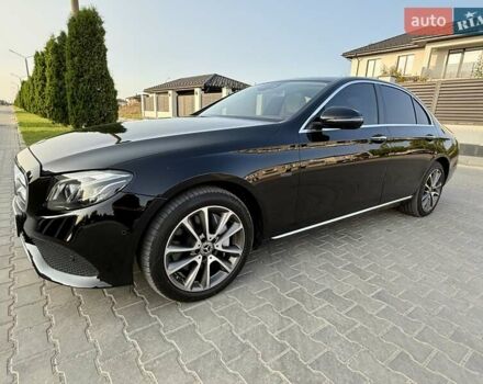 Черный Мерседес Е-Класс, объемом двигателя 2 л и пробегом 113 тыс. км за 33500 $, фото 13 на Automoto.ua