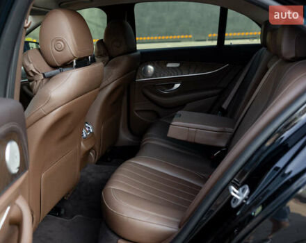 Черный Мерседес Е-Класс, объемом двигателя 1.95 л и пробегом 225 тыс. км за 35500 $, фото 39 на Automoto.ua