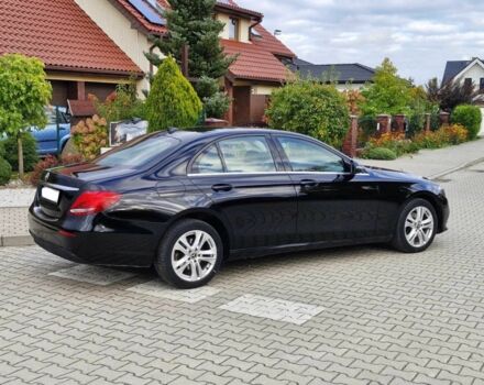 Мерседес Е-Клас 2018 у Кропивницькому (Кіровограді) на Automoto.ua Чорний Мерседес Е-Клас, об'ємом двигуна 2 л та пробігом 89 тис. км за 23000 $, фото 4 на Automoto.ua