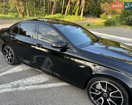 Черный Мерседес Е-Класс, объемом двигателя 3 л и пробегом 30 тыс. км за 55000 $, фото 8 на Automoto.ua