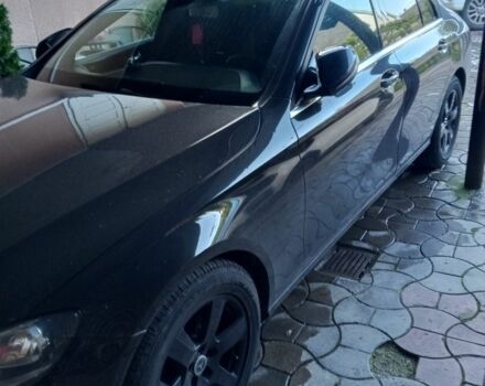 Чорний Мерседес Е-Клас, об'ємом двигуна 2 л та пробігом 300 тис. км за 20900 $, фото 3 на Automoto.ua