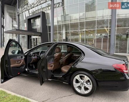 Чорний Мерседес Е-Клас, об'ємом двигуна 1.6 л та пробігом 106 тис. км за 35000 $, фото 41 на Automoto.ua