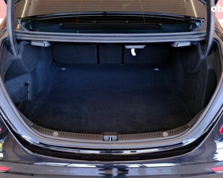 Чорний Мерседес Е-Клас, об'ємом двигуна 3 л та пробігом 123 тис. км за 37900 $, фото 8 на Automoto.ua