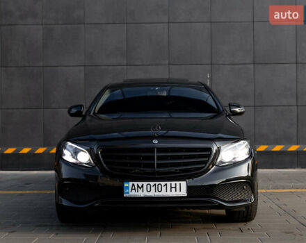 Черный Мерседес Е-Класс, объемом двигателя 1.95 л и пробегом 225 тыс. км за 35500 $, фото 3 на Automoto.ua