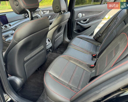 Черный Мерседес Е-Класс, объемом двигателя 3 л и пробегом 30 тыс. км за 55000 $, фото 32 на Automoto.ua