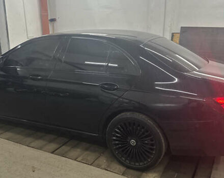 Чорний Мерседес Е-Клас, об'ємом двигуна 1.95 л та пробігом 80 тис. км за 28000 $, фото 33 на Automoto.ua