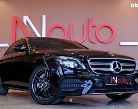 Чорний Мерседес Е-Клас, об'ємом двигуна 3 л та пробігом 123 тис. км за 37900 $, фото 3 на Automoto.ua