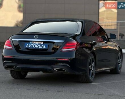 Чорний Мерседес Е-Клас, об'ємом двигуна 3 л та пробігом 152 тис. км за 38000 $, фото 24 на Automoto.ua