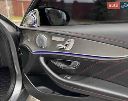 Чорний Мерседес Е-Клас, об'ємом двигуна 3 л та пробігом 139 тис. км за 41000 $, фото 23 на Automoto.ua