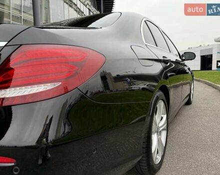 Чорний Мерседес Е-Клас, об'ємом двигуна 1.6 л та пробігом 106 тис. км за 35000 $, фото 8 на Automoto.ua