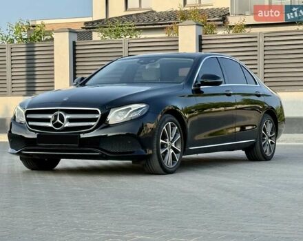 Черный Мерседес Е-Класс, объемом двигателя 2 л и пробегом 113 тыс. км за 33500 $, фото 12 на Automoto.ua