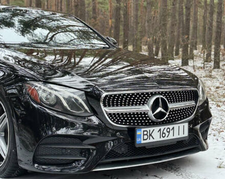 Черный Мерседес Е-Класс, объемом двигателя 1.99 л и пробегом 111 тыс. км за 28800 $, фото 8 на Automoto.ua