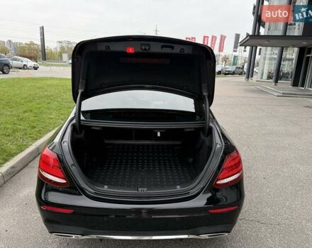 Чорний Мерседес Е-Клас, об'ємом двигуна 1.6 л та пробігом 106 тис. км за 35000 $, фото 34 на Automoto.ua