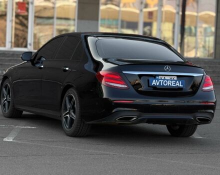 Чорний Мерседес Е-Клас, об'ємом двигуна 3 л та пробігом 152 тис. км за 38000 $, фото 7 на Automoto.ua