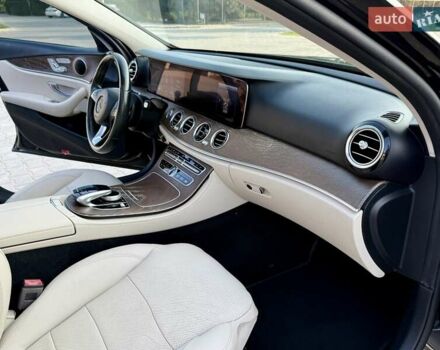 Черный Мерседес Е-Класс, объемом двигателя 2 л и пробегом 113 тыс. км за 33500 $, фото 37 на Automoto.ua