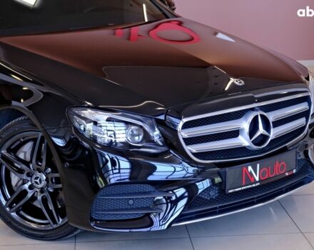 Чорний Мерседес Е-Клас, об'ємом двигуна 3 л та пробігом 123 тис. км за 37900 $, фото 2 на Automoto.ua