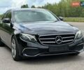 Черный Мерседес Е-Класс, объемом двигателя 1.95 л и пробегом 375 тыс. км за 21899 $, фото 10 на Automoto.ua