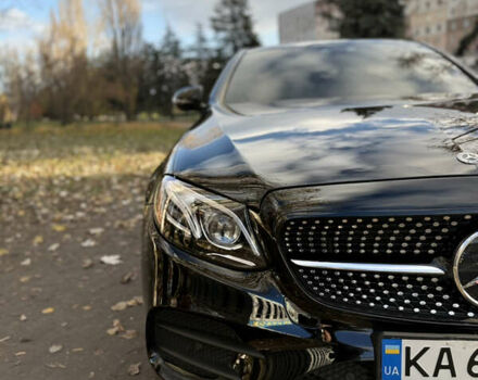 Чорний Мерседес Е-Клас, об'ємом двигуна 3 л та пробігом 154 тис. км за 40500 $, фото 4 на Automoto.ua