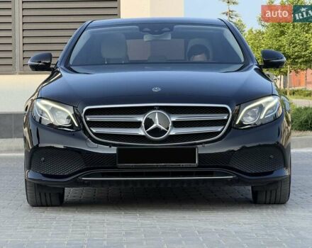 Черный Мерседес Е-Класс, объемом двигателя 2 л и пробегом 113 тыс. км за 33500 $, фото 9 на Automoto.ua
