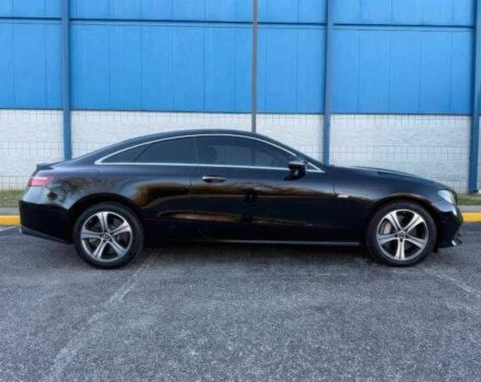 Чорний Мерседес Е-Клас, об'ємом двигуна 3 л та пробігом 78 тис. км за 16000 $, фото 2 на Automoto.ua